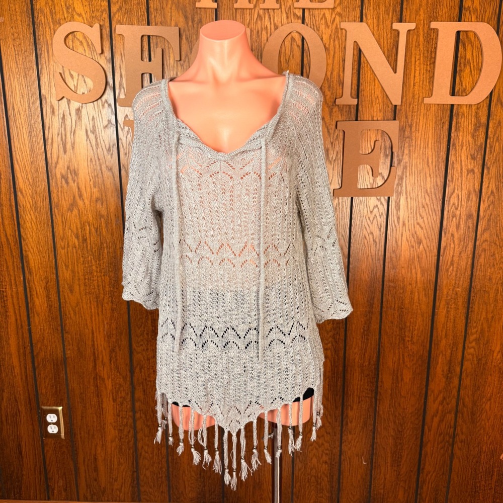 Oddi Crochet Knit Top Womens Medium Gray Boho Hippie Fringe Tassel Bell Sleeve